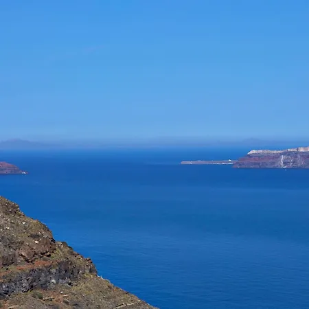 Caldera's Bliss סנטוריני