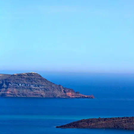 Caldera's Bliss * Fira (Santorini)