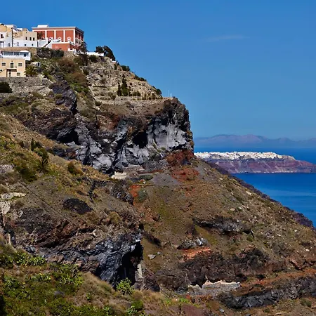 Caldera's Bliss Fira (Santorini)